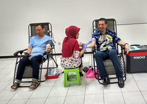 Kegiatan Donor Darah Kerja Sama PT. BPR Cinde Wilis dengan PMI Jember