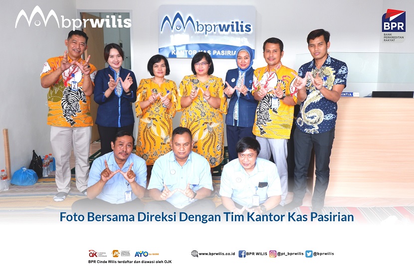 Foto Bersama Direksi & Tim Kantor Kas Pasirian