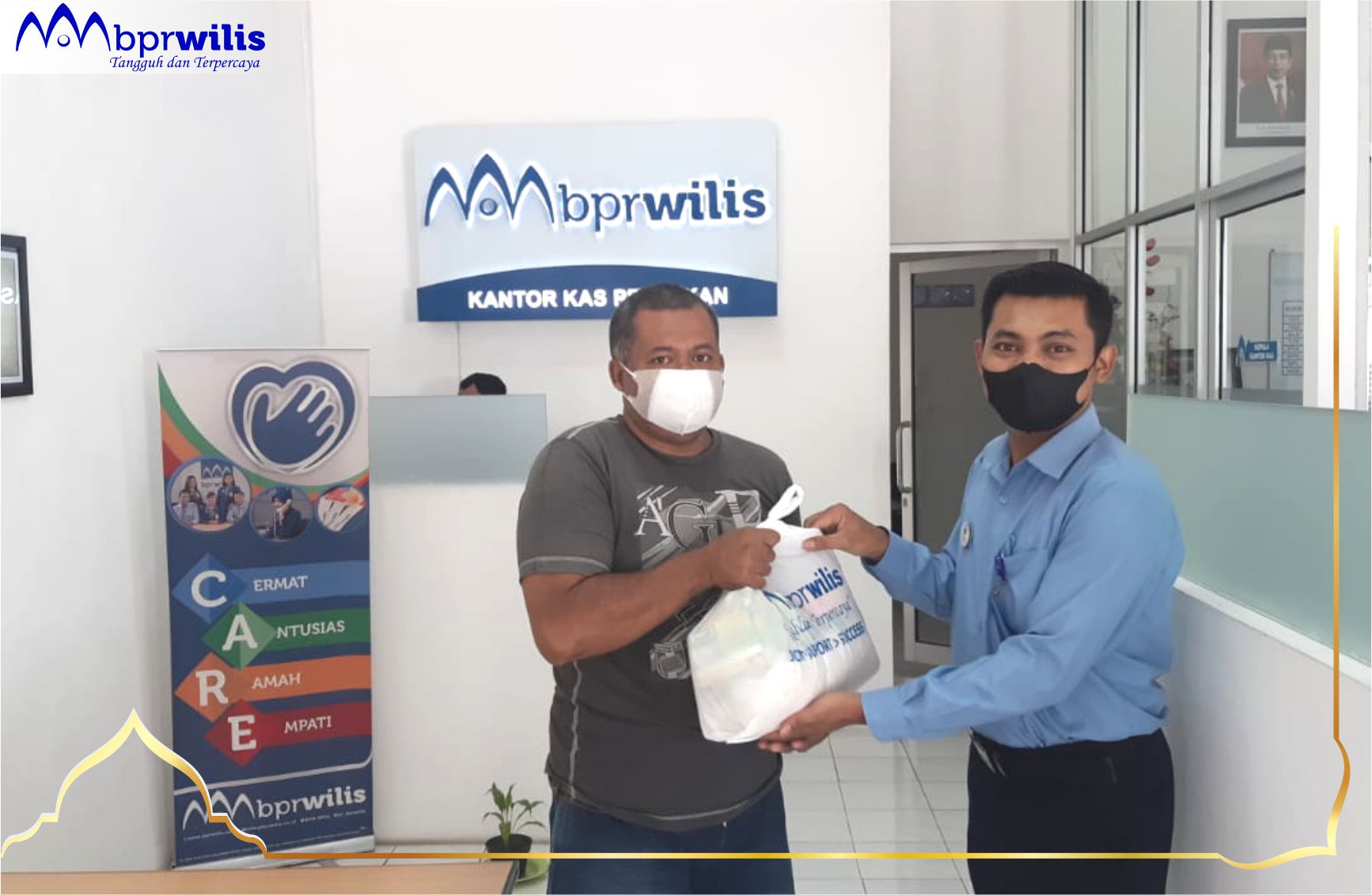 Pembagian zakat Idul Fitri 1443H Kantor Cabang Bondowoso