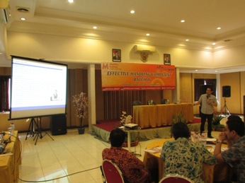 Effective Handling Complaint