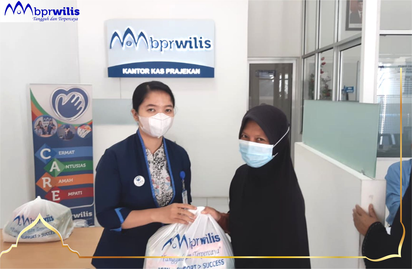 Pembagian zakat Idul Fitri 1443H Kantor Cabang Bondowoso