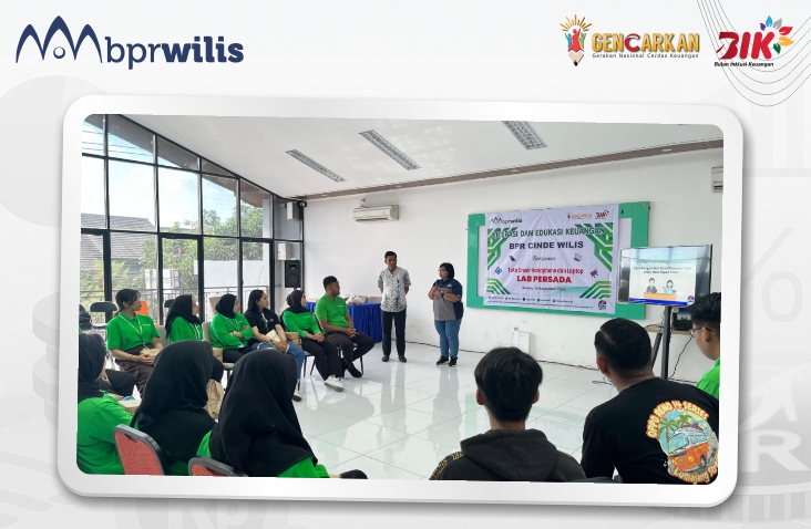 Acara Literasi Keuangan BPR Wilis Kepada Bersama Toko Grosir Hp Dan Laptop Lab Persada Lumajang - Selasa, 16 September 2025 (2)