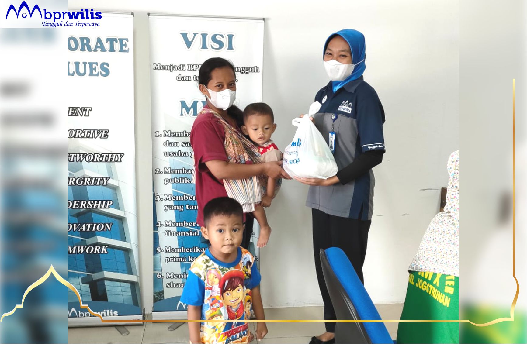 Pembagian zakat Idul Fitri 1443H Kantor Cabang Lumajang