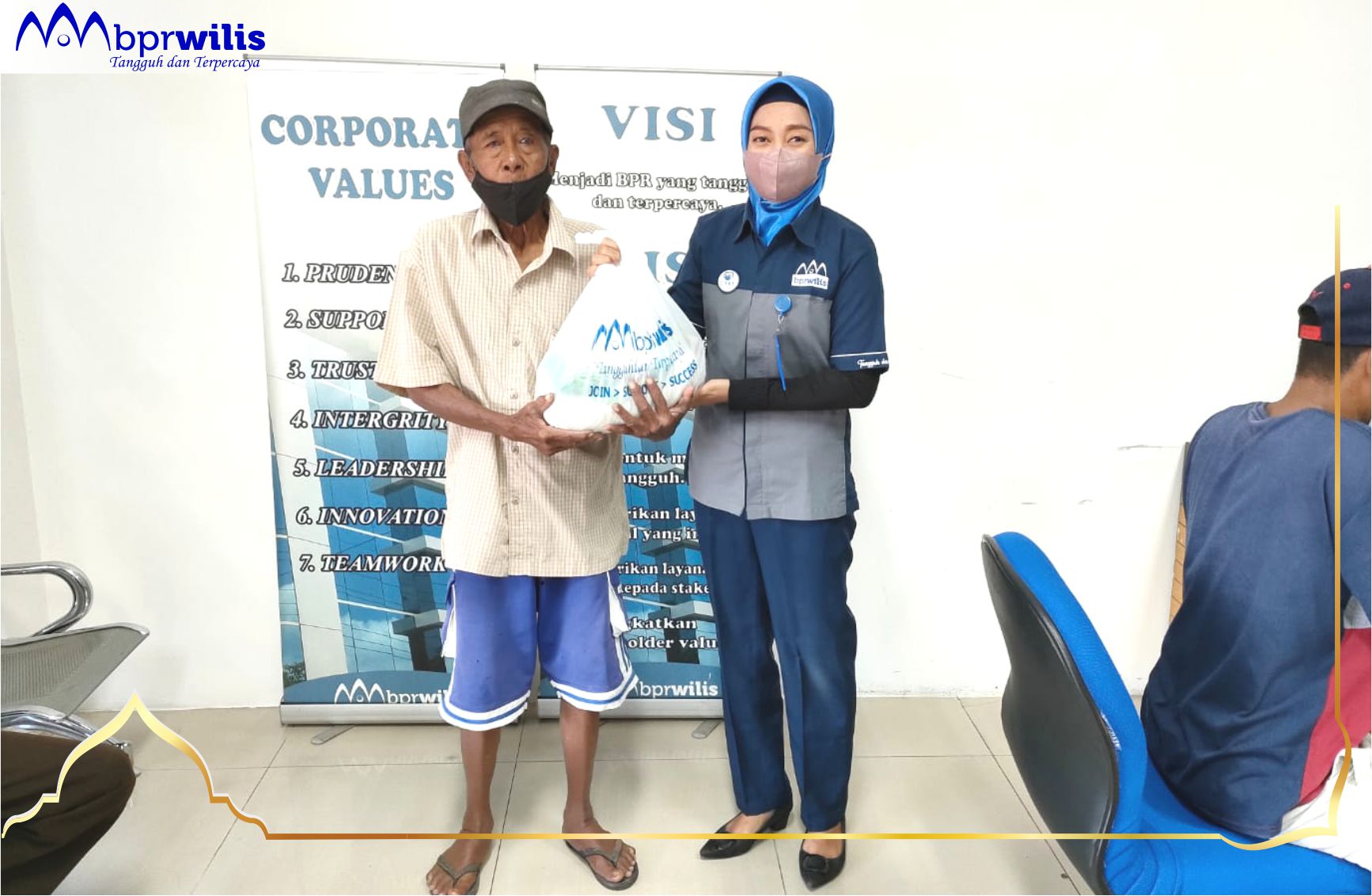 Pembagian zakat Idul Fitri 1443H Kantor Cabang Lumajang